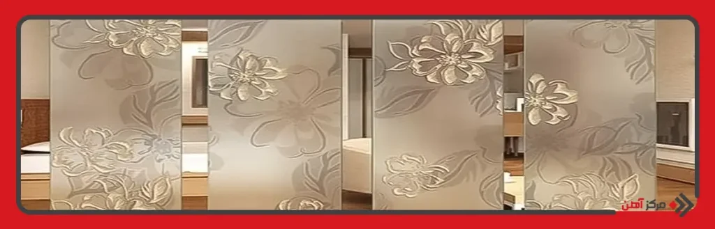 آیا شیشه سندبلاست نور را وارد می کند؟
